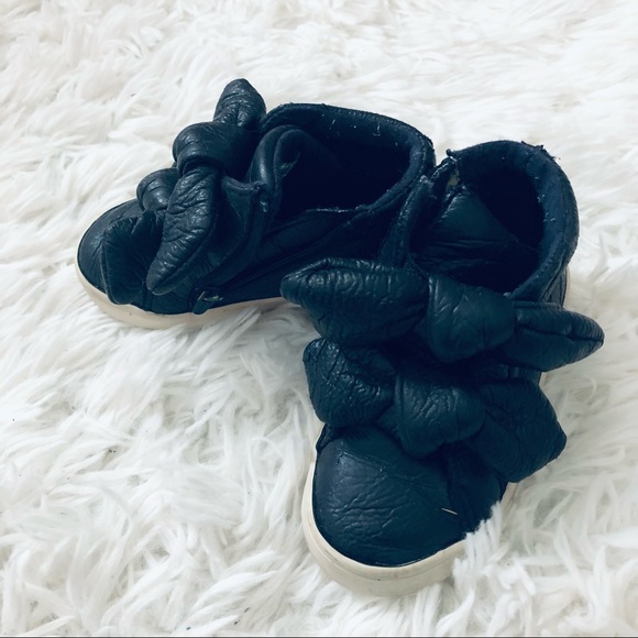 Zara Other - Zara Toddler Girls Navy Bow High Top Sneakers euro 23